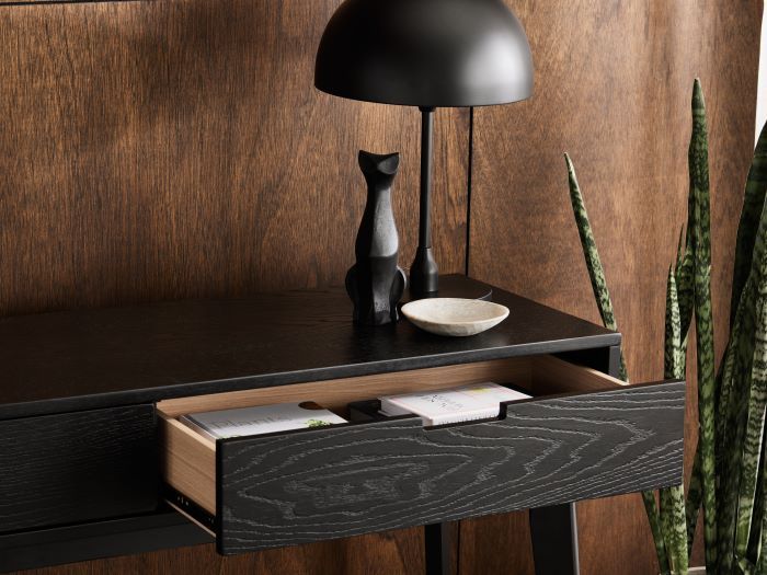 cannes-console-table