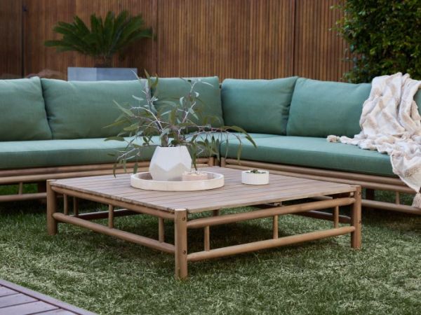costa-rica-outdoor-coffee-table